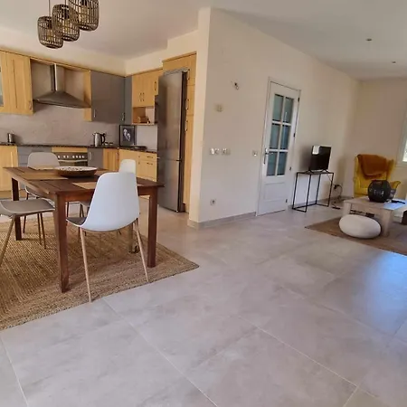 Casa Pilans Con Jardín Y Piscina Privada Casa de férias *